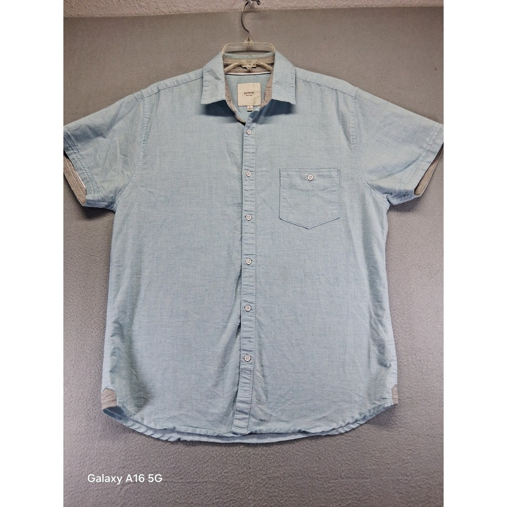 Six Lincoln New York Men Size L Button Up Shirt  Blue Pocket